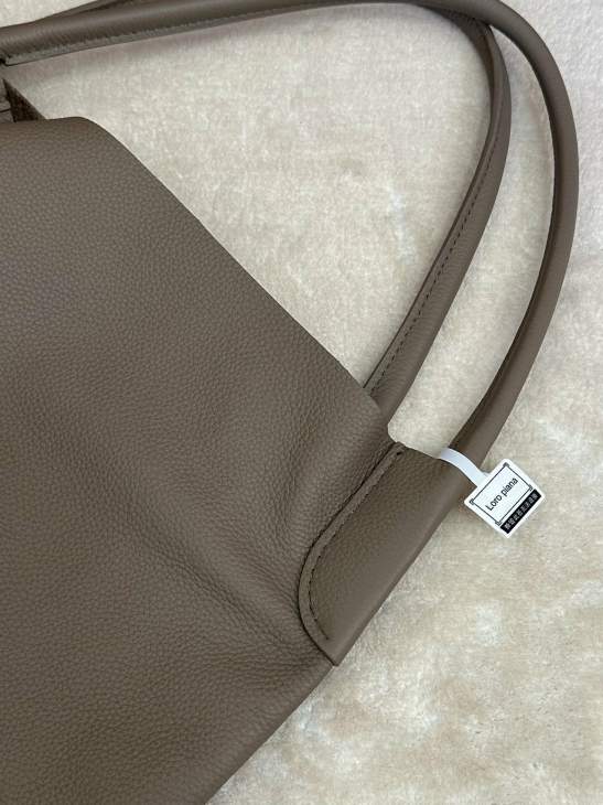 Picture of Loro Piana Handbags _SKUfw181212495fw